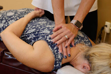 Chiropractor Bernalillo shoulder-adjustment Chiropractor Bernalillo